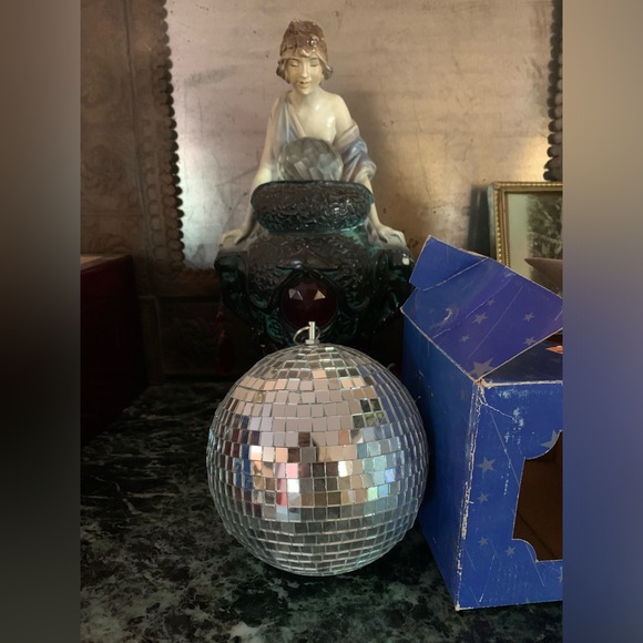 Mirror Ball - Picture 1 of 6